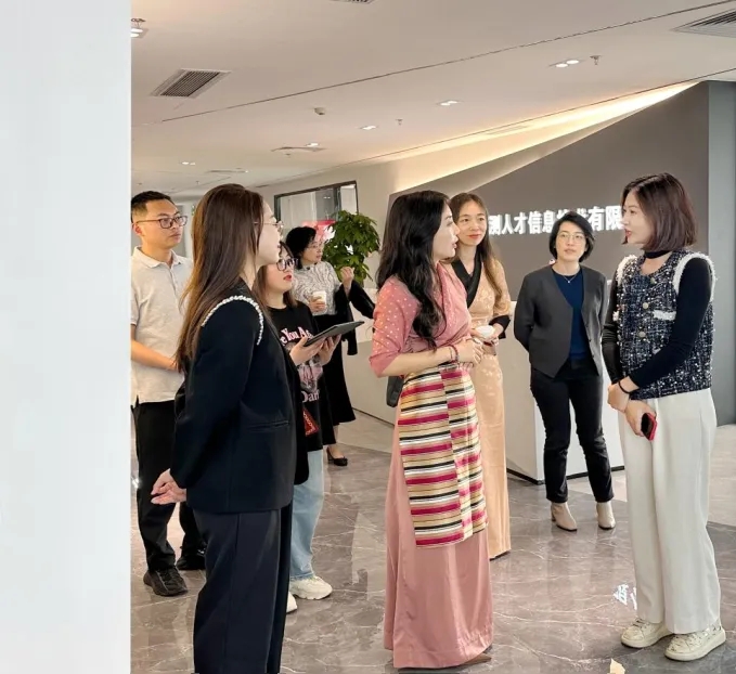 政企交流｜西藏林芝人社局副局长玉珍到访深圳鹏测